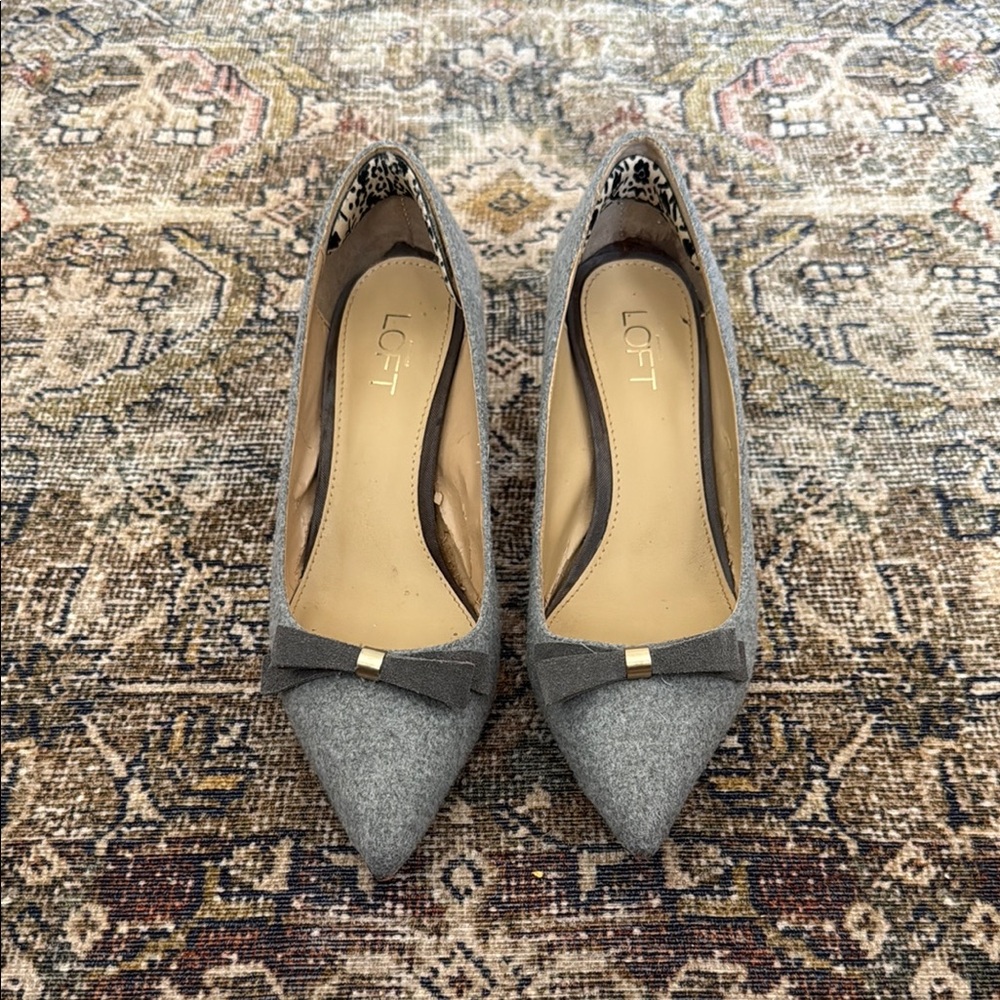 LOFT Gray Pointed Heels with Bow Accent